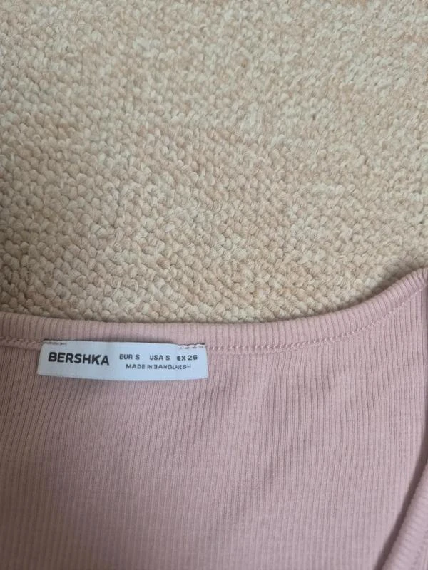 Top Bershka con cuello en V Rosa Pastel Talla S – photo 11